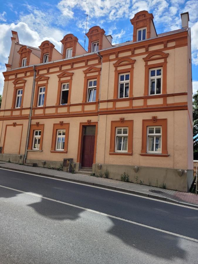 Studentska Apartments Karlovy Vary Bagian luar foto